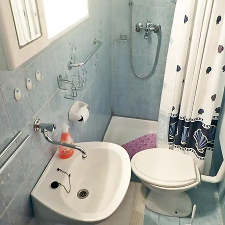 Apartamento For Families With Children Starigrad, Paklenica - 25484 *