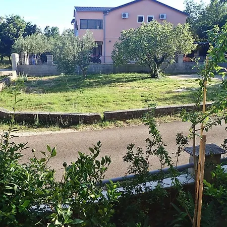 For Families With Children Starigrad, Paklenica - 25484 Apartamento Starigrad Paklenica