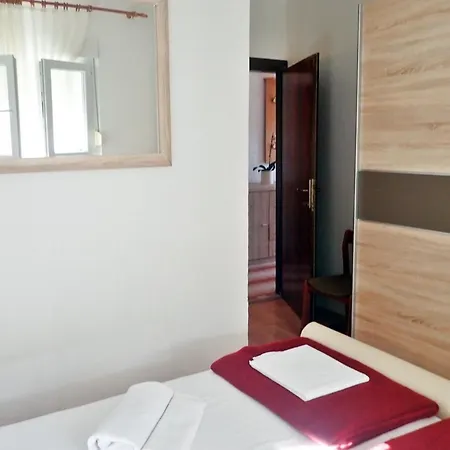 For Families With Children Starigrad, Paklenica - 25484 Apartamento Starigrad Paklenica