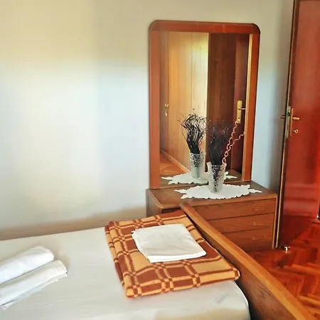 For Families With Children Starigrad, Paklenica - 25484 Apartamento Starigrad Paklenica